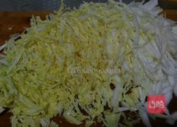 白菜豆腐丝的做法图解1