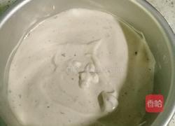 蜂蜜蓝莓戚风蛋糕（6寸）的做法图解8