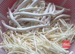 鲜菇牛尾汤的做法图解2