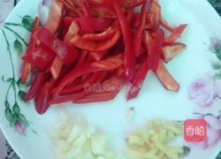 韭菜花炒肉丝的做法图解3
