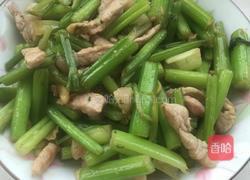 芹菜炒肉的做法图解5