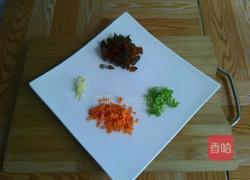 皮蛋瘦肉粥的做法图解2