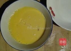 炖鸡蛋的做法图解1