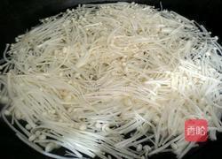 凉拌金针菇的做法图解2