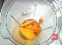 自制芒果汁的做法图解3