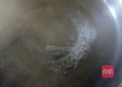 炖鸡蛋的做法图解1