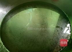 凉拌金针菇的做法图解1