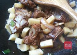 土豆烧排骨的做法图解10