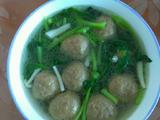 撒尿牛丸蔬菜汤
