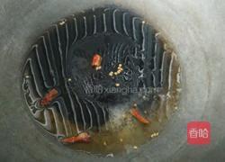 白菜炒腐皮的做法图解3