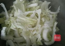 白菜炒腐皮的做法图解4