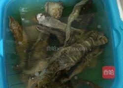 乌笋炒肉的做法图解1
