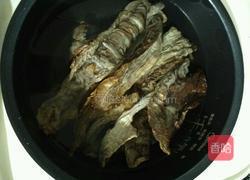 乌笋炒肉的做法图解2