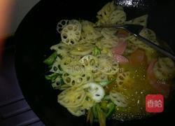 火腿炒藕片的做法图解4