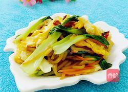 胡萝卜青菜鸡蛋炒粉的做法图解13