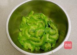 苦瓜炒鸡蛋的做法图解5