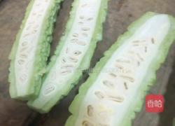 凉拌苦瓜的做法图解2