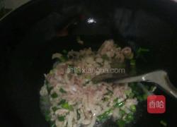 苦瓜炒肉丝的做法图解2