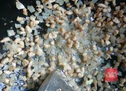 酱香肉粒青豆的做法图解3