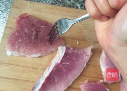 泰式蒜香黑椒炸猪的做法图解1