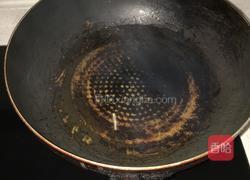 丝瓜炒茶撒的做法图解3