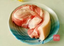  家常红烧肉的做法图解1