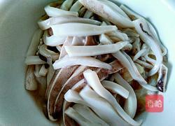 麻椒炒鱿鱼的做法图解2