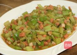 虾仁火腿芹菜碎的做法图解5