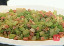 虾仁火腿芹菜碎的做法图解6
