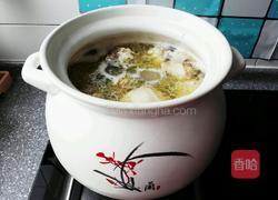 炖柴公鸡的做法图解3