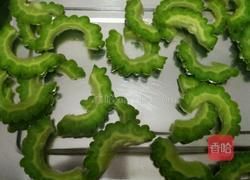 苦瓜汁的做法图解3