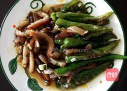 辣椒炒肉皮的做法图解3