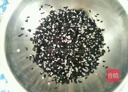 黑米芝麻馅的做法图解2