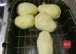 土豆搅团的做法图解1