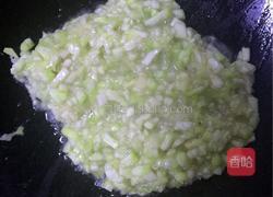 丝瓜煎鸡蛋的做法图解2