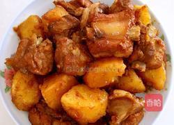 土豆烧排骨的做法图解9