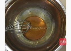 莲蓉蛋黄月饼的做法图解4