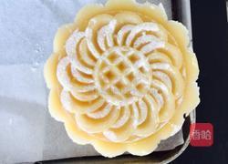 莲蓉蛋黄月饼的做法图解21