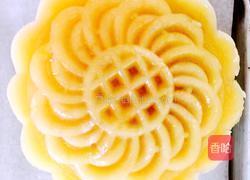 莲蓉蛋黄月饼的做法图解22