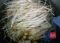 泡椒酸萝卜牛肉片的做法图解5