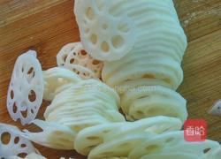 凉拌藕片的做法图解1