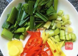 油豆腐焖鸭的做法图解2