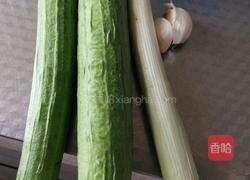 清炒丝瓜的做法图解1