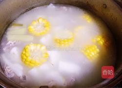 山药玉米排骨汤的做法图解7