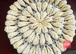 香菇猪肉蒸饺的做法图解11