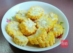 胡萝卜玉米排骨汤的做法图解3
