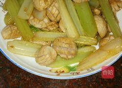 西芹炒肉丸的做法图解5