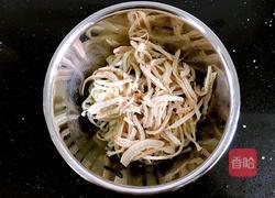 怪味鸡丝凉面的做法图解10