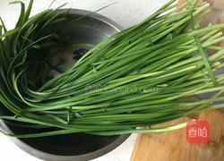 猪肉韭菜饺子的做法图解2