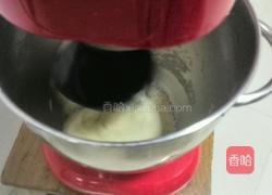 奶香面包的做法图解3